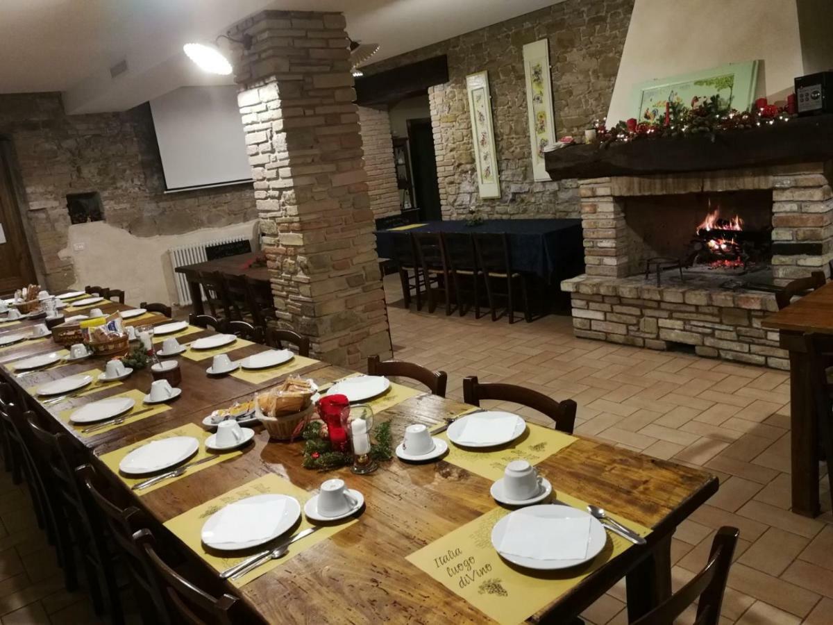 Agriturismo Il Podere Hotel Petrignano Exterior photo